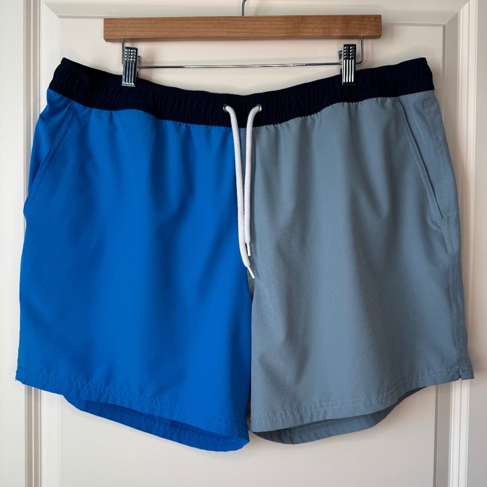 J.Crew 6" stretch swim trunk in colorblock - Size XL